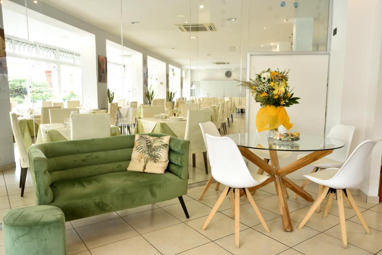 Hotel Ristorante La Marina Mhotelsgroup San Bartolomeo Al Mare Zewnętrze zdjęcie