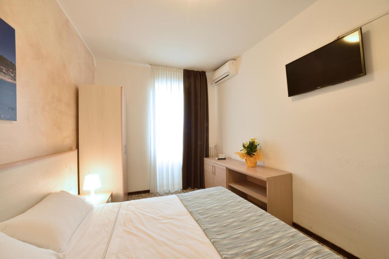 Hotel Ristorante La Marina Mhotelsgroup San Bartolomeo Al Mare Zewnętrze zdjęcie